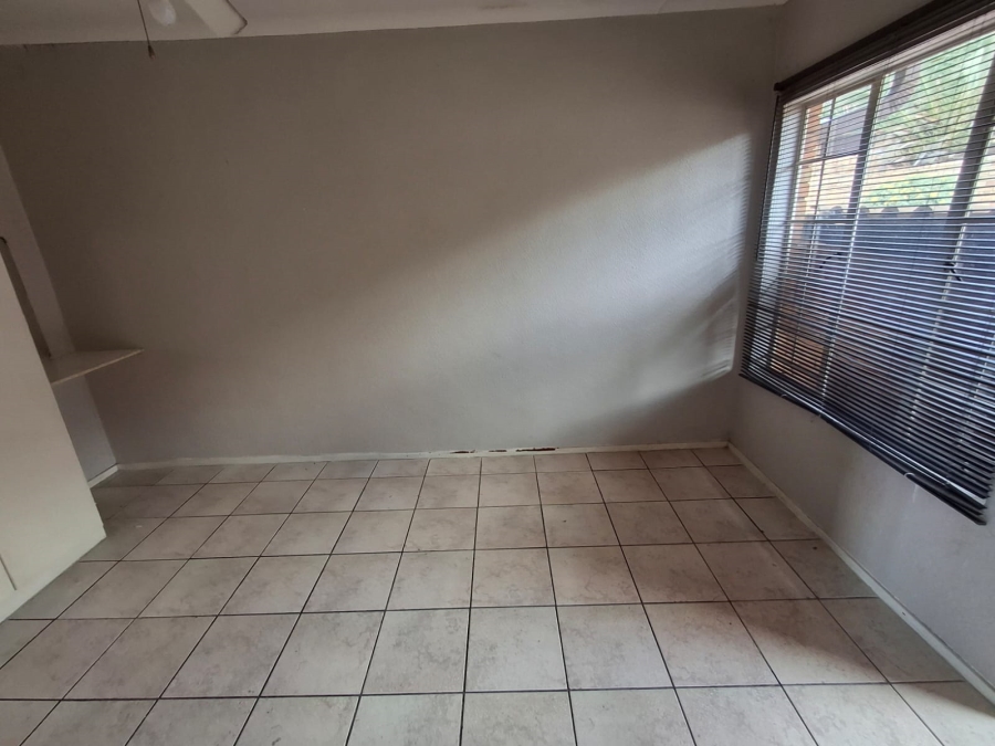 3 Bedroom Property for Sale in Safari Gardens North West